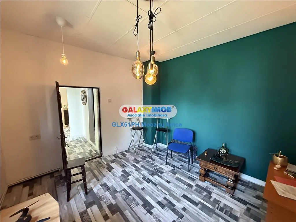 Vanzare casa amplasata in curte comuna, zona Democratiei, Ploiesti - foto 1