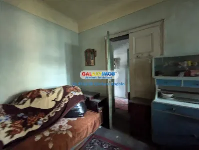 Unirii vila S+P+1 , spatiu comercial la parter,SU 206mp teren 293mp - foto 14