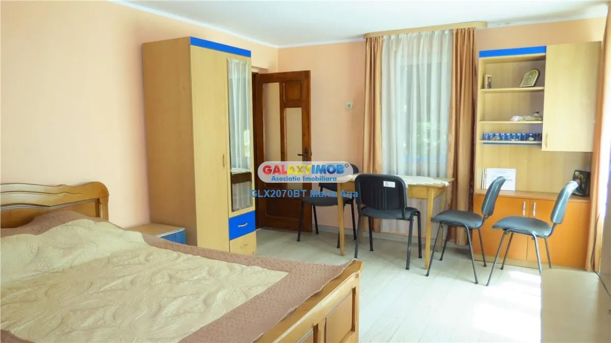Curtesti, Botosani , Teren generos cu casa si anexa! - foto 1