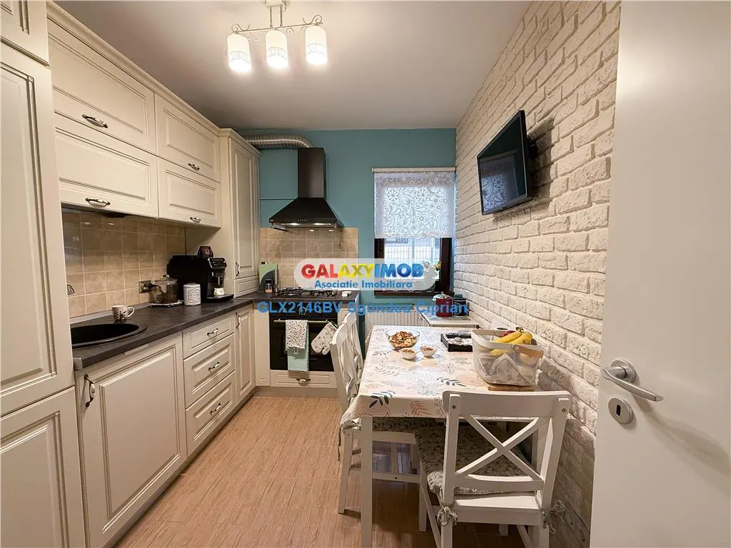 Apartament 3 Camere Tractoru Coresi Parter - foto 7