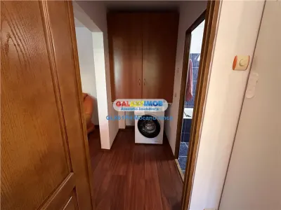 Vanzare apartament 3 camere, in Ploiesti, zona Mihai Bravu - foto 5
