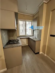 Apartament 2 cam-Bucatarie mobilata/utilata-Balcon inchis-Leroy Merlin - foto 9