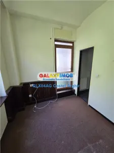 Vinden casa/pensiune in zona centrala Teilor D+P , 240 mp - foto 24