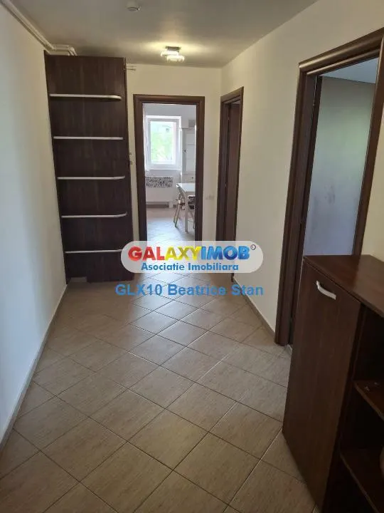 Inchiriere apartament 3 camere generos BUCURESTII NOI / POD CONSTANTA - foto 4