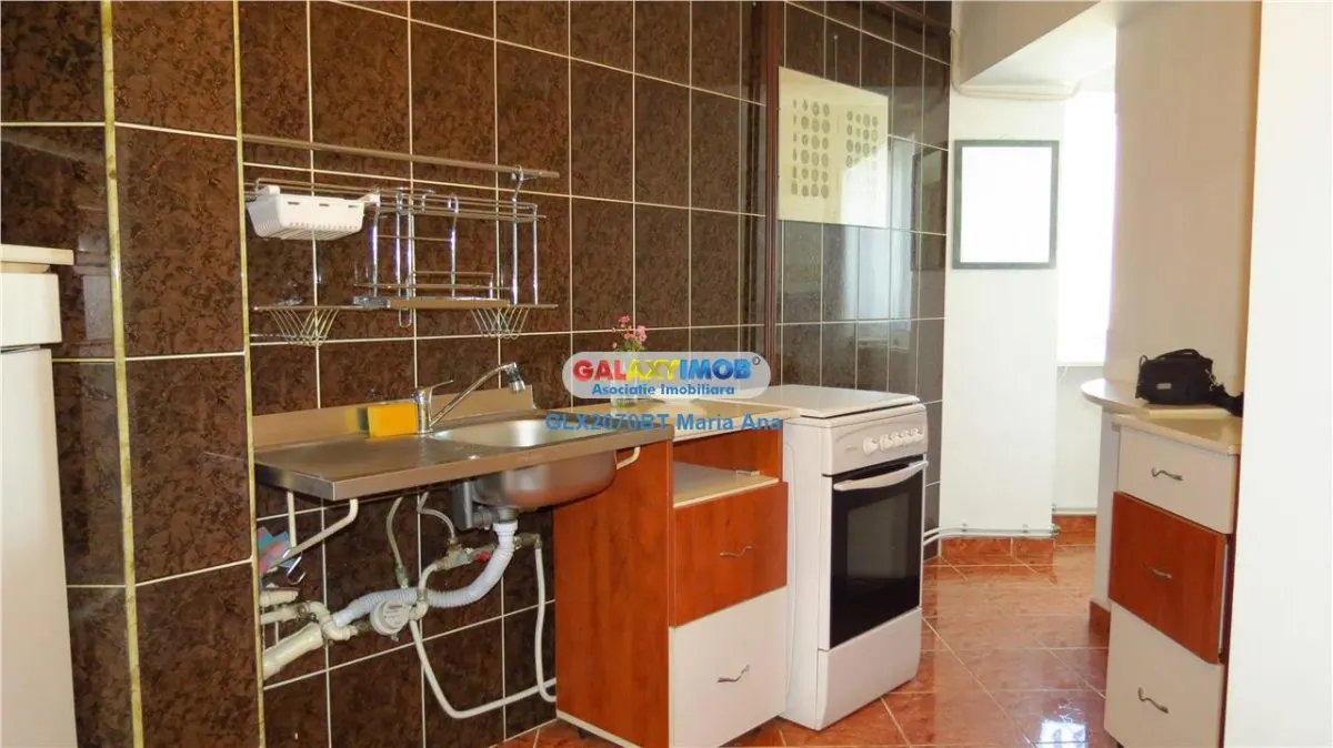 Garsoniera etaj 3, Calea Nationala! - foto 1