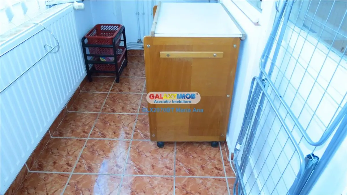 Garsoniera etaj 3, Calea Nationala! - foto 4