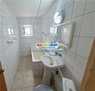 Vanzare apartament 3 camere PANDURI ACADEMIA MILITARA hol H - foto 6