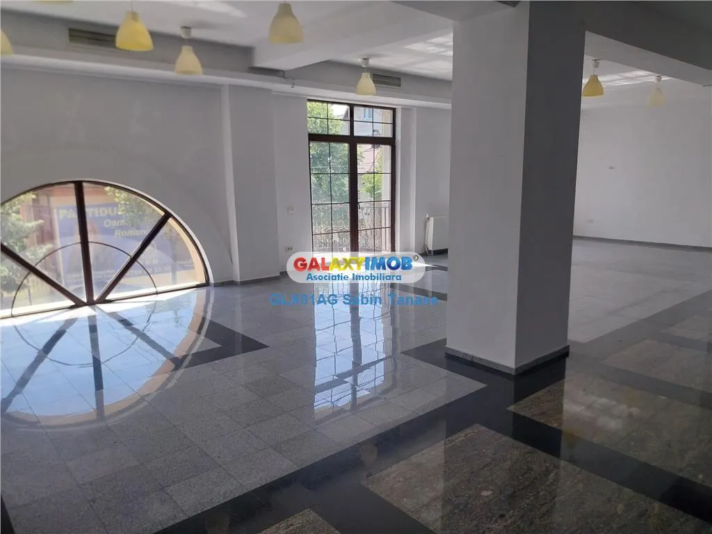 De Inchiriat Spatiu Comercial 280 mp  Central- etaj 1 - foto 1