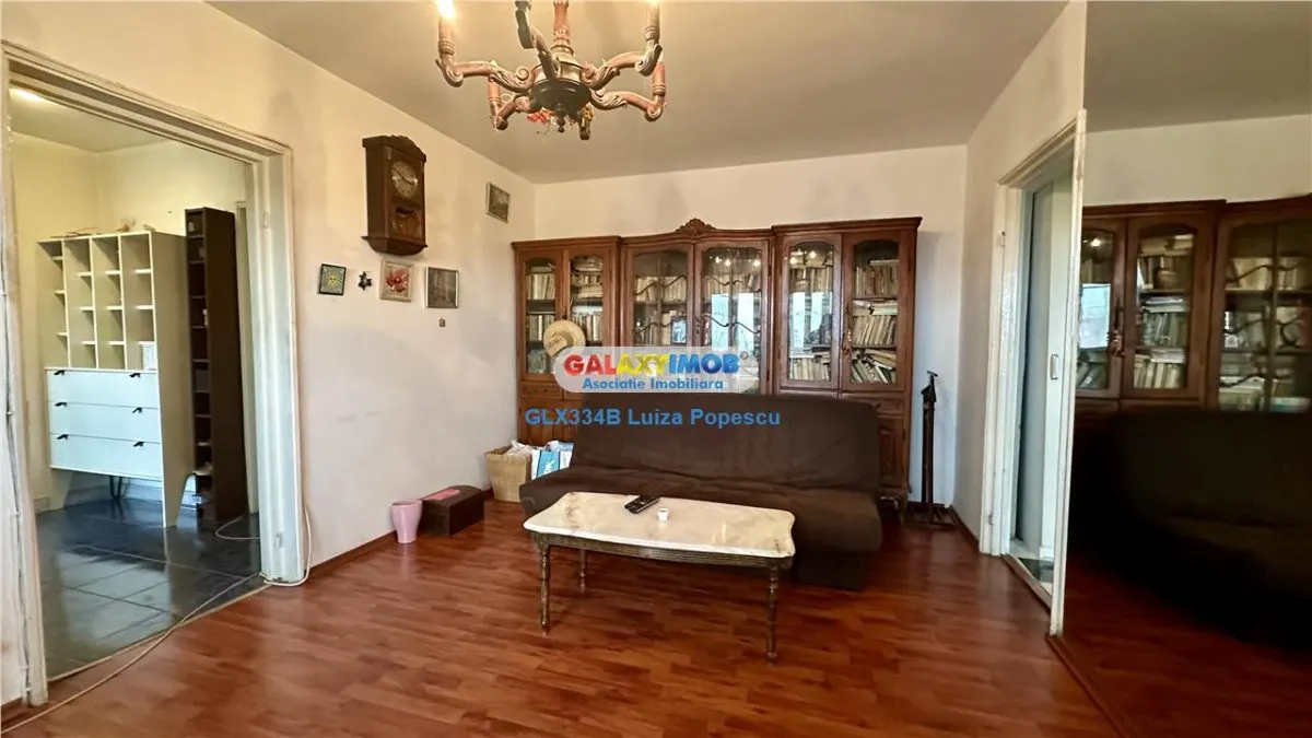 VANZARE APARTAMENT 4 CAMERE TEIUL DOAMNEI - foto 3