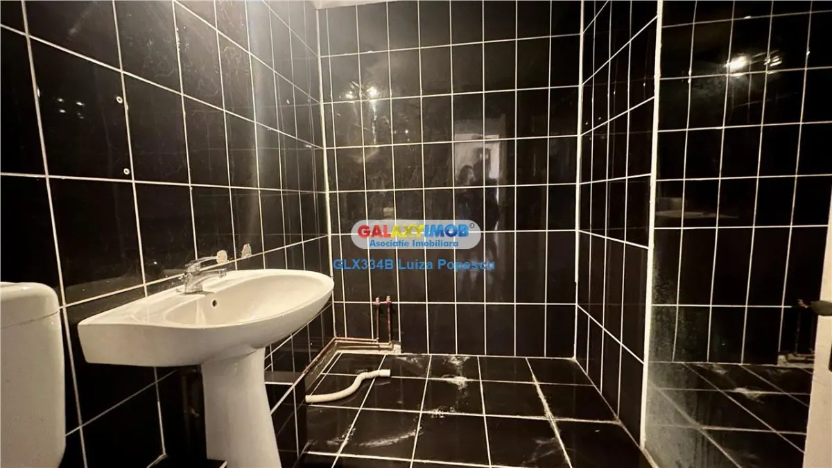 VANZARE APARTAMENT 4 CAMERE TEIUL DOAMNEI - foto 5