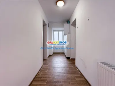 Apartament Cu 3 Camere De Vanzare Str. Castelului 98 mp - foto 3