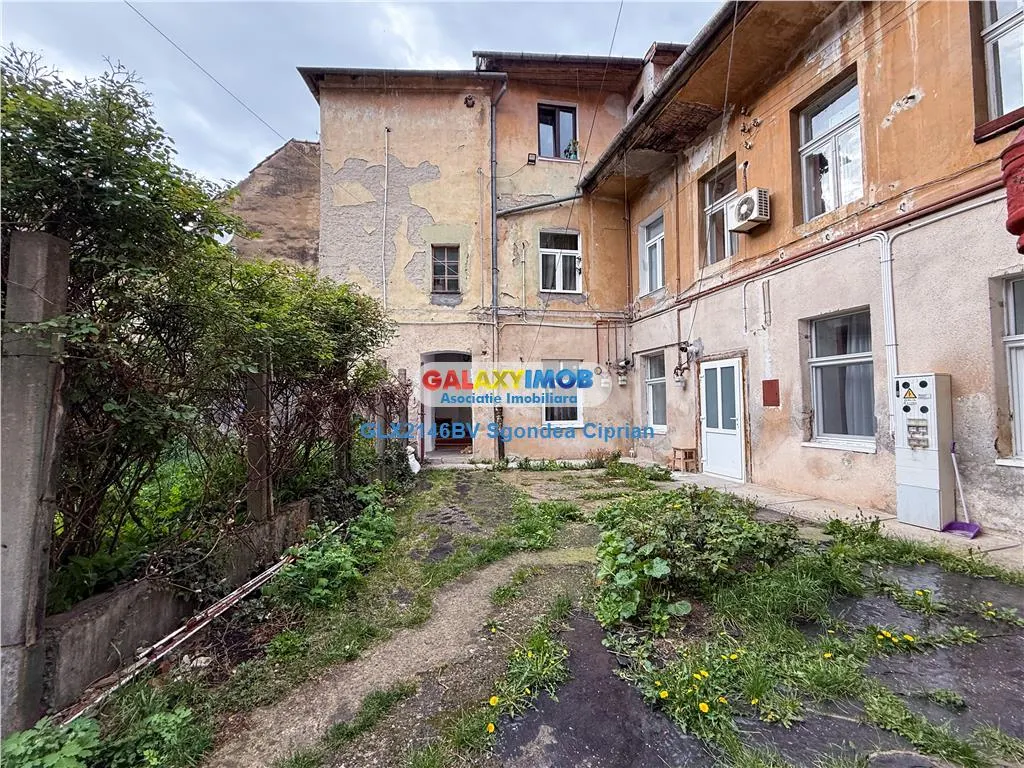 Apartament Cu 3 Camere De Vanzare Str. Castelului 98 mp - foto 8