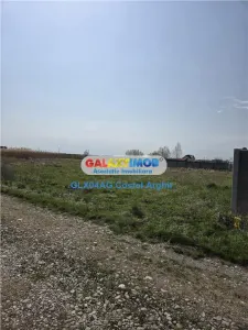 Vindem teren intravilan CC 620 mp in Calinesti - foto 6