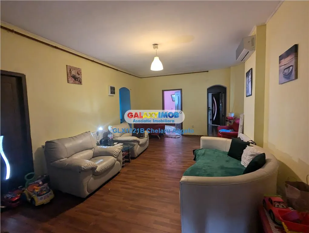 Calea Calarasilor,tot etaj 1/ 1, supr.util 200 mp,garaj,curte,pod inal - foto 2