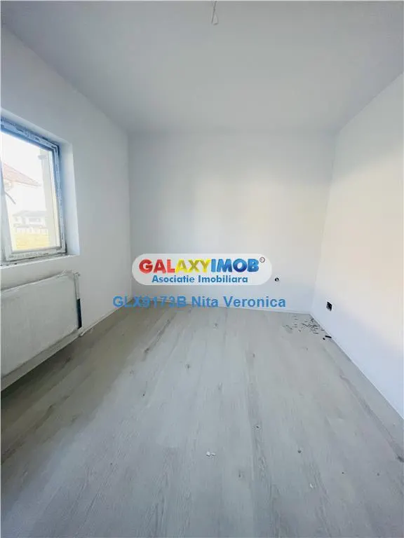 Vile duplex 3 dormitoare +mansarda in ansamblu, Cristalului - foto 4