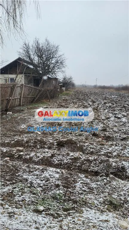 Vindem 2861 mp, teren intravilan Calinesti, deschidere 17m - foto 2
