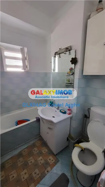 Vindem ap cu 3 camere, et 4 SD , Craiovei , mobilat si utilat - foto 16