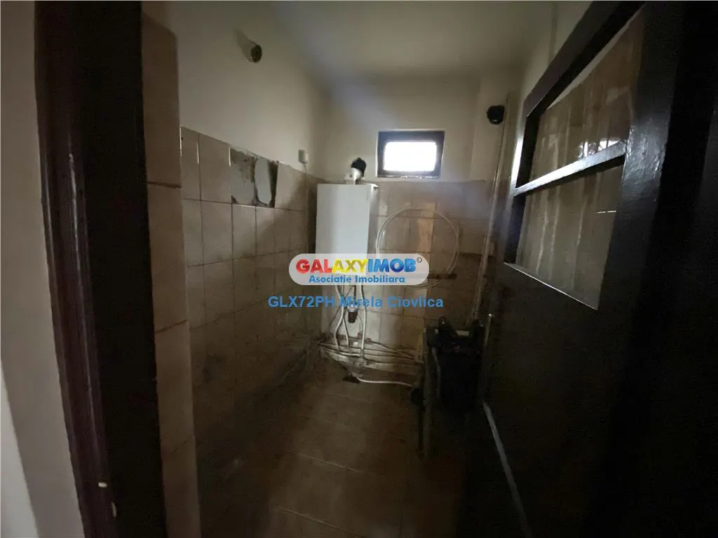 Vanzare casa Baicoi zona Centru - foto 13