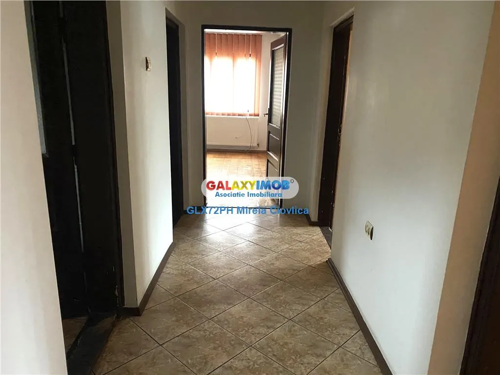 Vanzare casa Baicoi zona Centru - foto 8