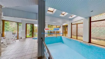 Vanzare vila 6 camere cu piscina interioara, Predeal - foto 5