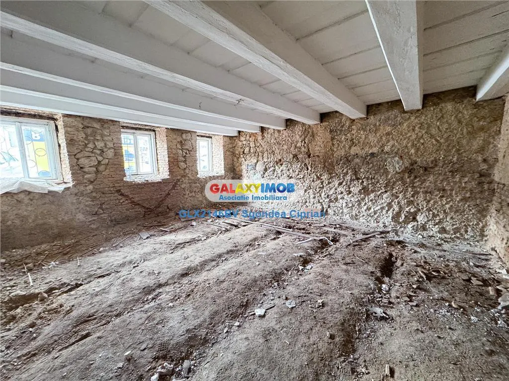 Apartament 2 Camere 80 mp UTILI De Renovat Str. Lunga - foto 5
