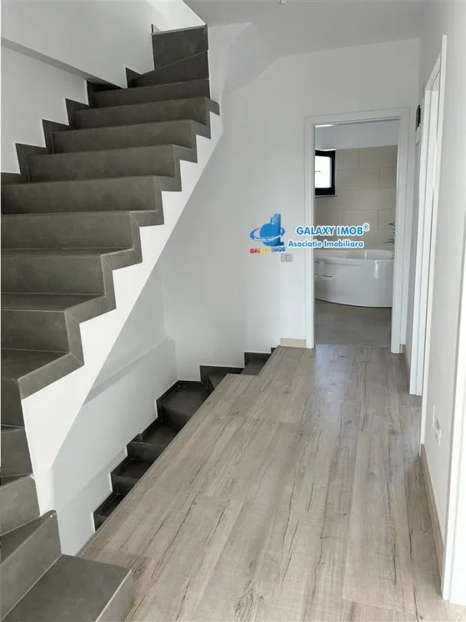 Casa 4 camere/3bai-Teren 200mp-Margelelor-2 placi beton-Mansarda - foto 2