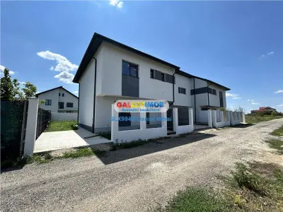 Casa 4 camere/3bai si Mansarda -Teren 200mp-Margelelor-Canalizare-STB - foto 11