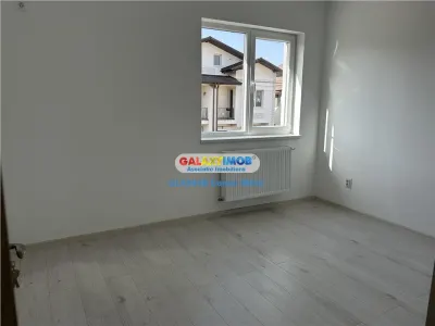 Casa 4 camere/3bai si Mansarda -Teren 200mp-Margelelor-Canalizare-STB - foto 9