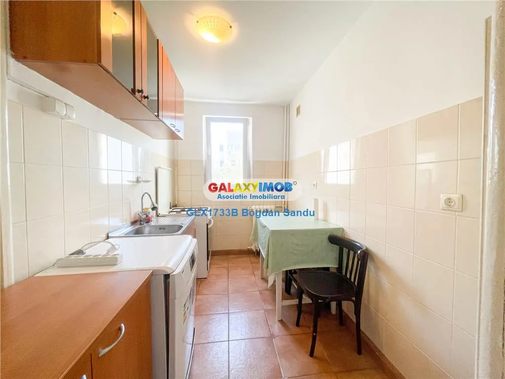 Apartament cu 2 camere de vanzare Drumul Taberei - Favorit - foto 7