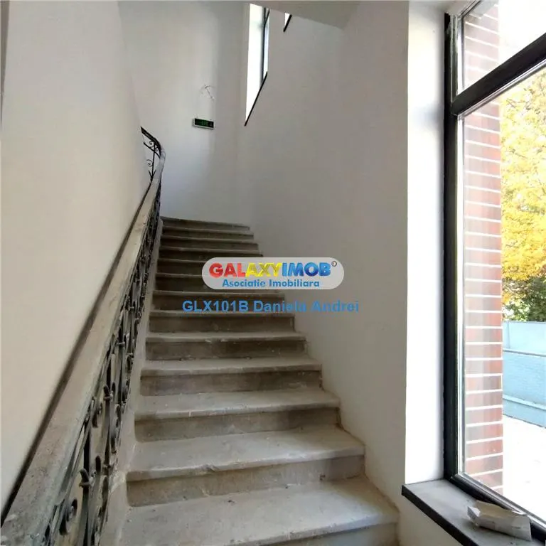 De vanzare VILA cu 26 camere + TEREN 450 mp ULTRACENTRAL 2800000 EURO - foto 10