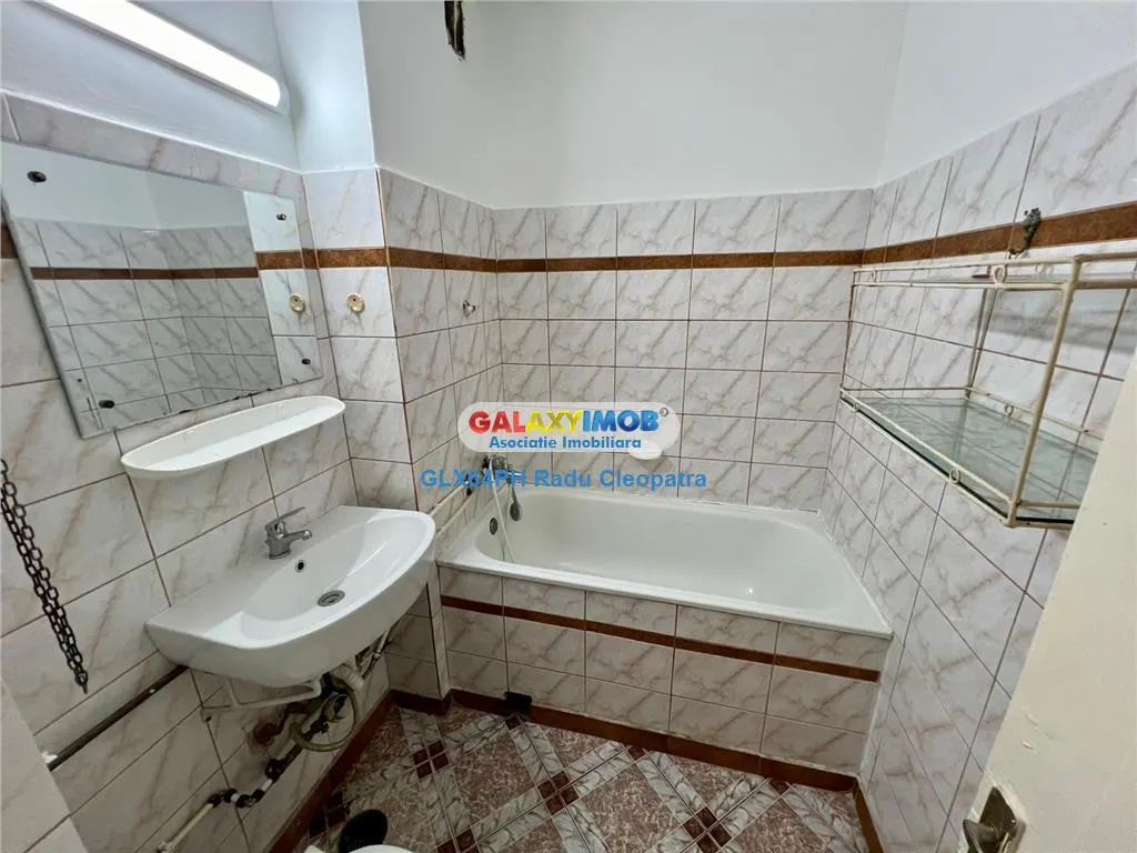 Vanzare apartament 3 camere, Ploiesti, zona Nord - foto 7