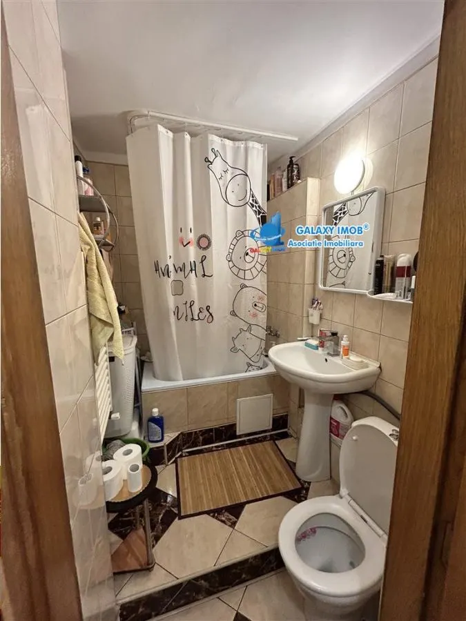 Apartament 2 cam- modificat in 3 cam-Loc de parcare-Mobilat - foto 12
