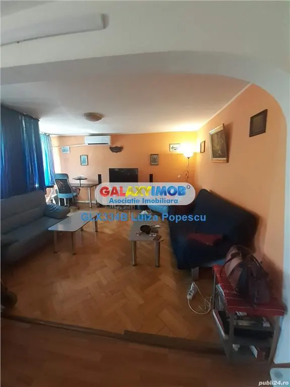 Vanzare apartament 3 camere Razoare-Mall AFI 2/4, bloc 1993 - foto 1