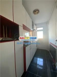 Vanzare apartament 2 camere decomandat Valea Oltului - foto 4