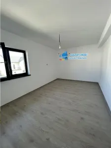 Casa 4 camere-Tripan-Incalzire pardoseala-Teren 250mp-Curte amenajata - foto 12