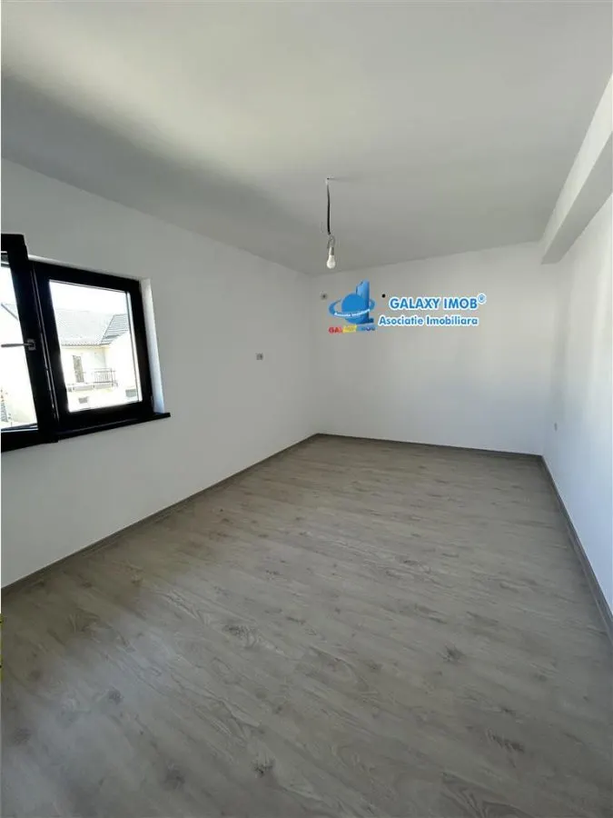Casa 4 camere-Tripan-Incalzire pardoseala-Teren 250mp-Curte amenajata - foto 12