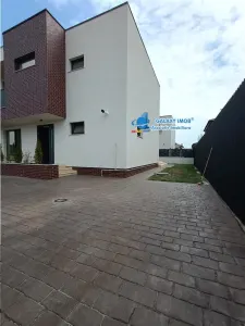 Casa individuala mediteraneana, curte generoasa - foto 14