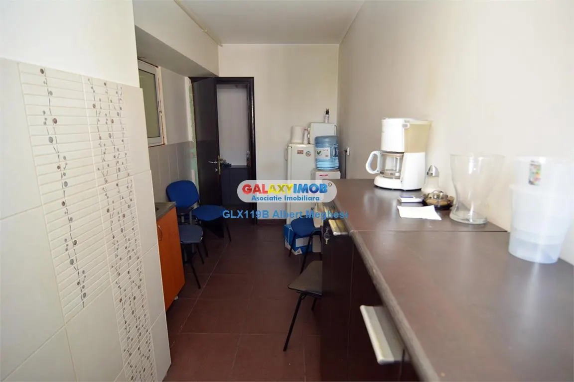 Vanzare apartament 3 camere nemobilat p-ta Alba Iulia - foto 11