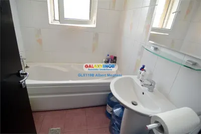 Vanzare apartament 3 camere nemobilat p-ta Alba Iulia - foto 3