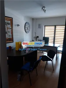 DE vanzare apartament cu 4 camere conf 1 dec etaj 1 Lidl Nord - foto 10