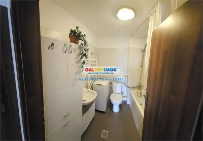 Apartament in vila, Loc Parcare - foto 3