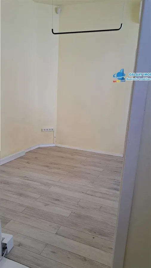 Inchiriere corp de casa parter renovata MIHAI EMINESCU - foto 10