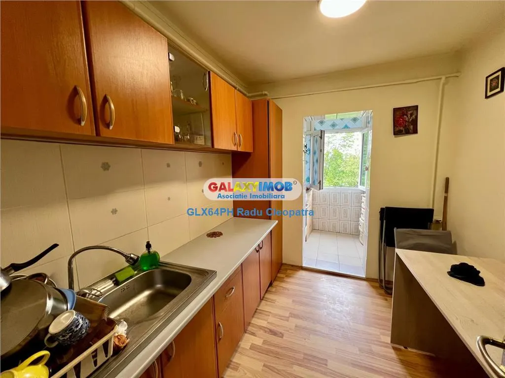 Vanzare apartament 3 camere, Ploiesti, zona Mihai Bravu - foto 3