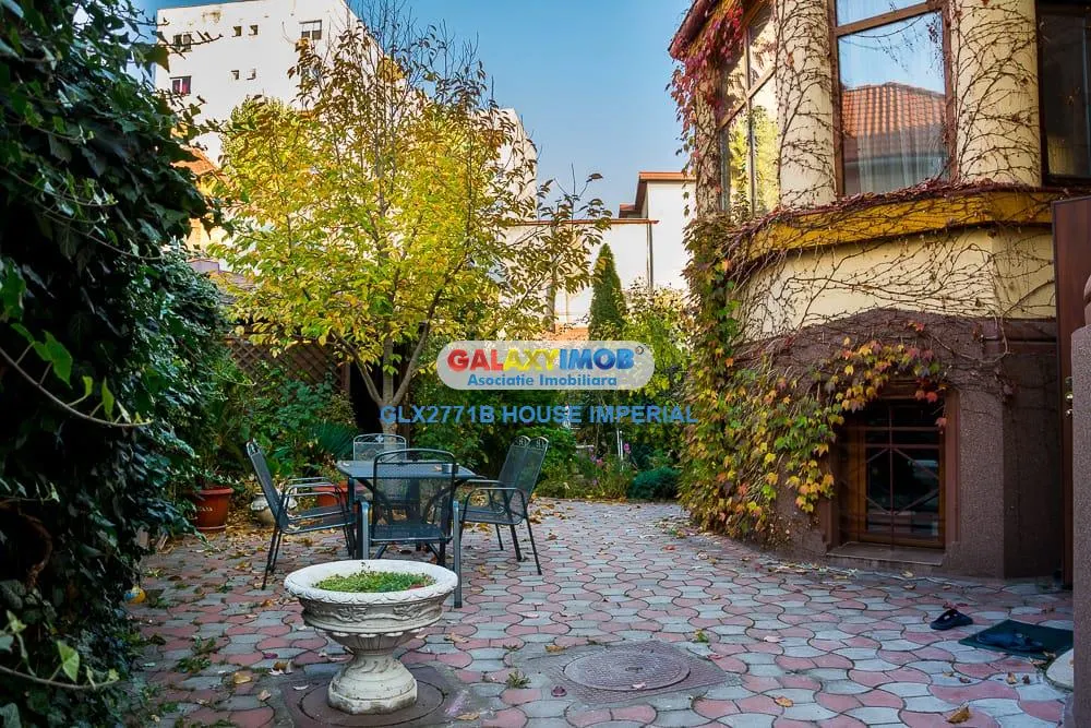 Vila interbelica  lux zona Traian - foto 1