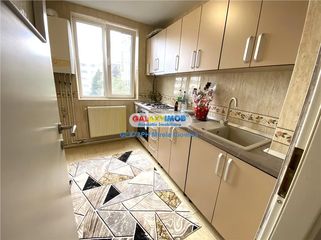 Inchiriere apartament 3 camere CAmpina zona OMV - foto 16