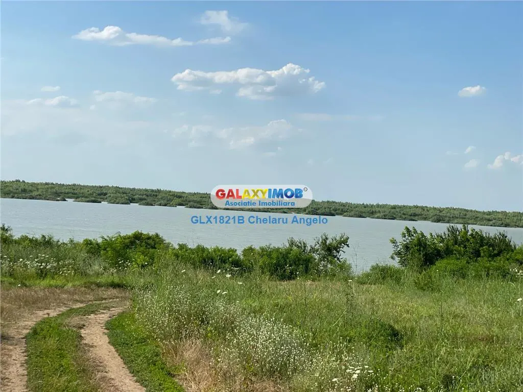 Dridu la lac,teren intravilan 4050 mp,curent in apropiere, - foto 1