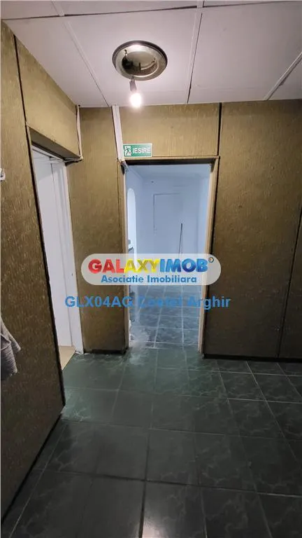 Inchiriem 105 mp spatiu comercial in zona Fratii Golesti - foto 6