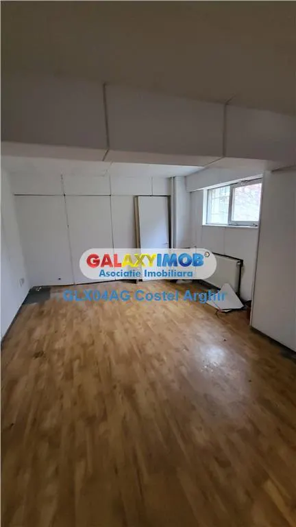 Inchiriem 105 mp spatiu comercial in zona Fratii Golesti - foto 7
