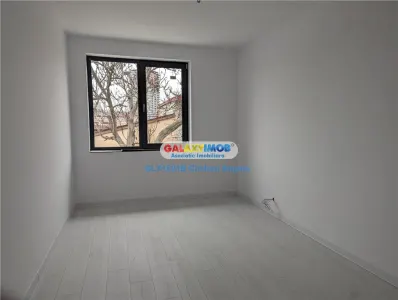 Aparatorii Patriei vila P+1,5 camere,an 2023 - foto 13