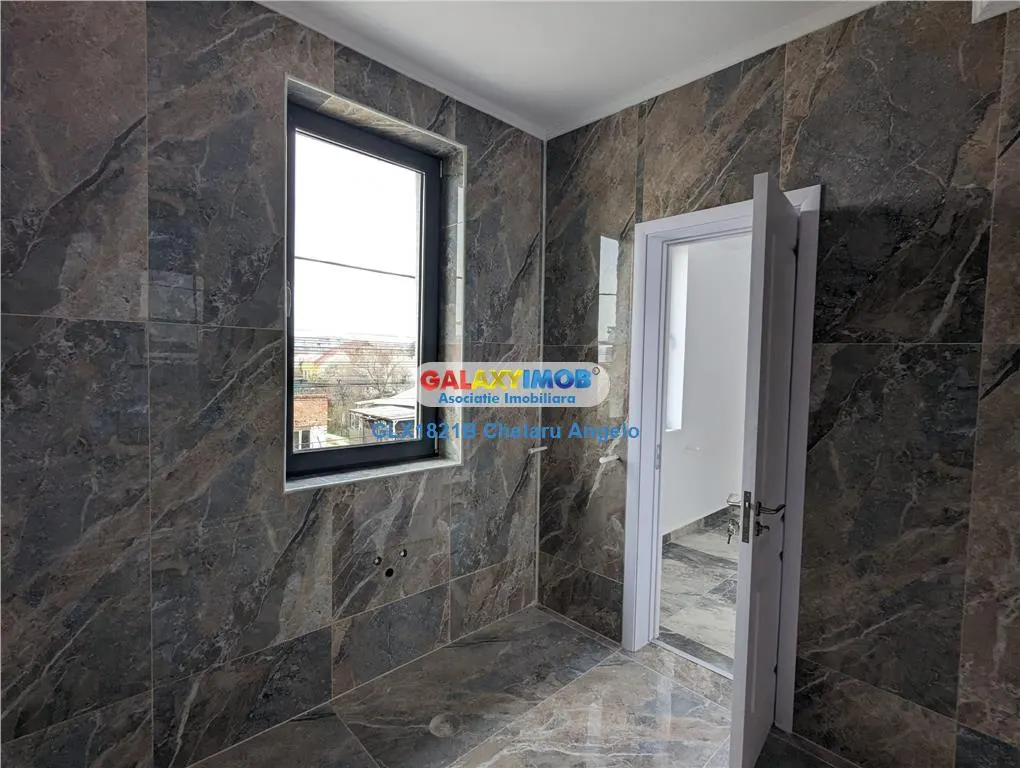 Aparatorii Patriei vila P+1,5 camere,an 2023 - foto 5